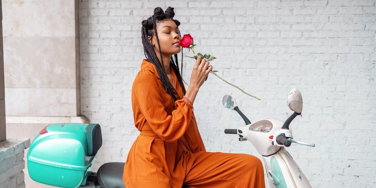 How to Do Knotless Braids?