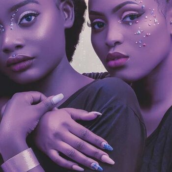 How to Compare Online Afro Hair Platforms for the Best Choice?